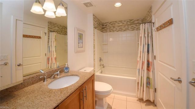 3700 Sandpiper Rd Apt 115, Virginia Beach, VA 23456