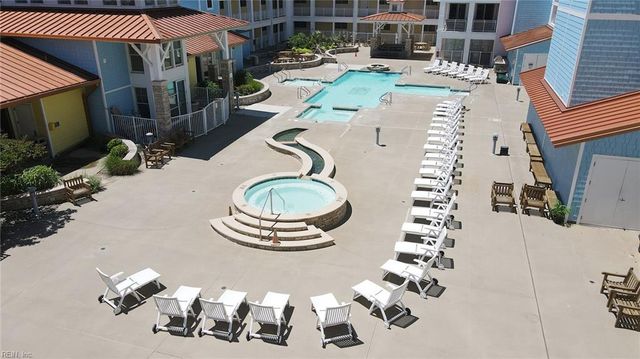 3700 Sandpiper Rd Apt 115, Virginia Beach, VA 23456