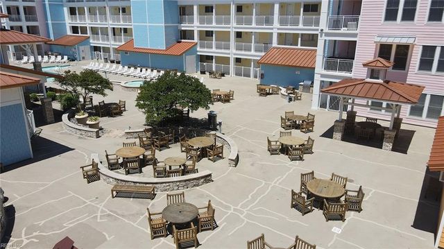 3700 Sandpiper Rd Apt 115, Virginia Beach, VA 23456