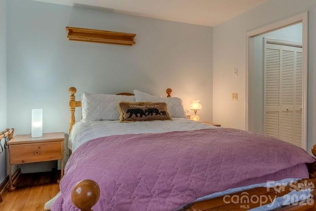 200 Mica Circle, Franklin, NC 28734