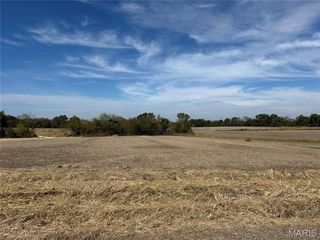 11 Golden Lane, Flint Hill, MO 63385