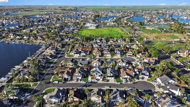 2110 Largo Ct, Discovery Bay, CA 94505