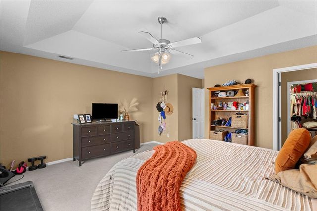 1302 NW Hidden Ridge Circle, Blue Springs, MO 64015