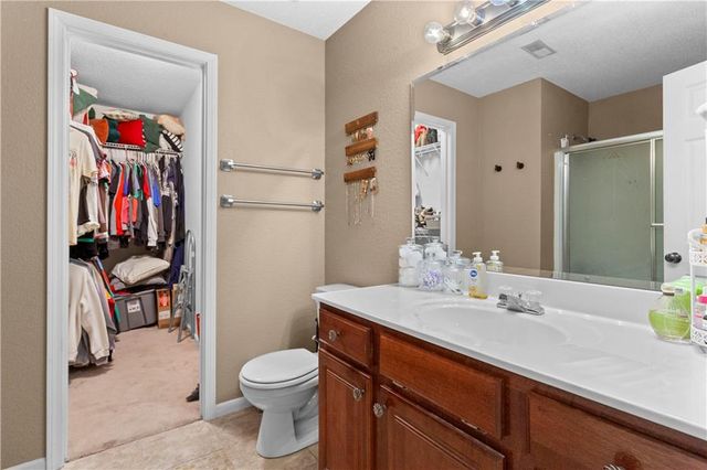 1302 NW Hidden Ridge Circle, Blue Springs, MO 64015