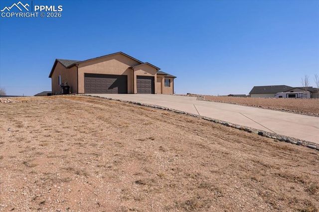 1485 E Ithaca Drive, Pueblo, CO 81007
