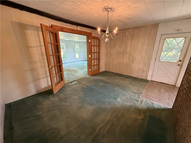 125 Ayers Ave, Twp Of But Se, PA 16001