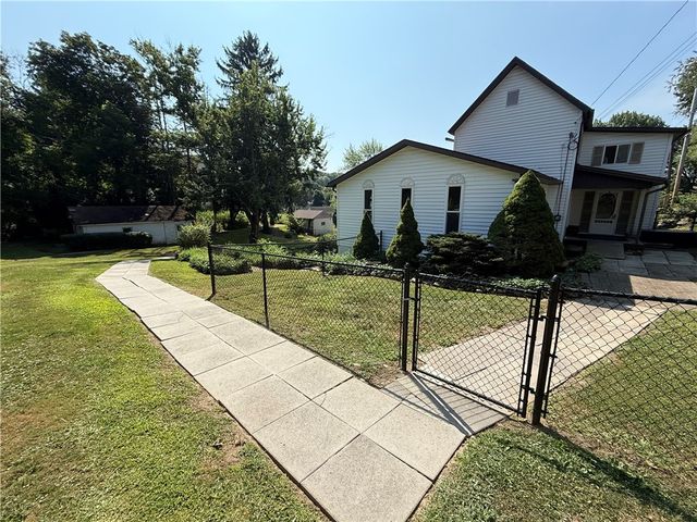 125 Ayers Ave, Twp Of But Se, PA 16001