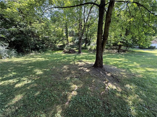 125 Ayers Ave, Twp Of But Se, PA 16001
