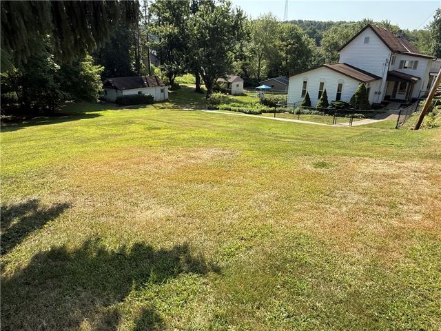125 Ayers Ave, Twp Of But Se, PA 16001
