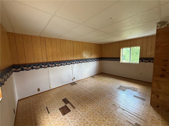 125 Ayers Ave, Twp Of But Se, PA 16001