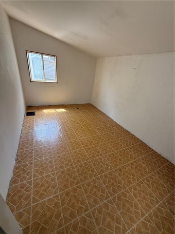 125 Ayers Ave, Twp Of But Se, PA 16001