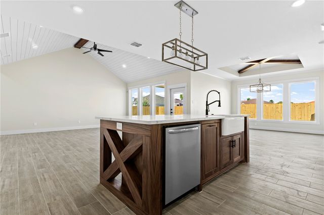 13942 Ketch St, Corpus Christi, TX 78418