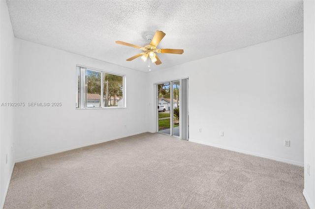 2600 S University Dr 107, Davie, FL 33328