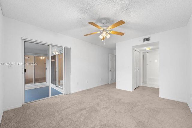 2600 S University Dr 107, Davie, FL 33328