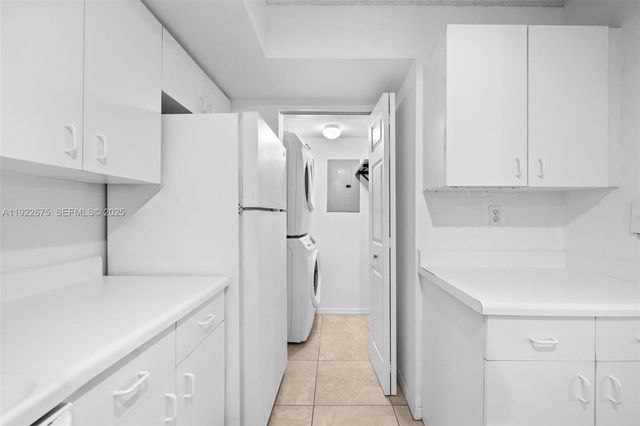 2600 S University Dr 107, Davie, FL 33328