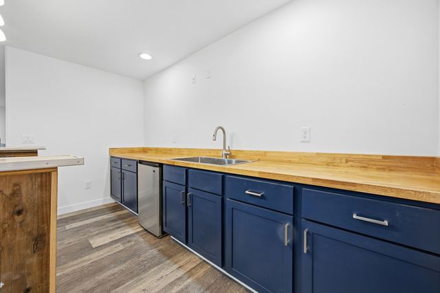 7179 37th Street N, Moorhead, MN 56560