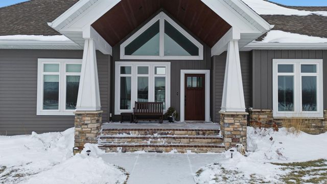 7179 37th Street N, Moorhead, MN 56560