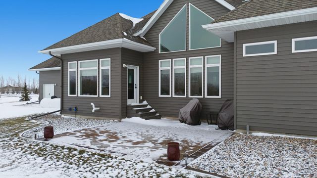 7179 37th Street N, Moorhead, MN 56560