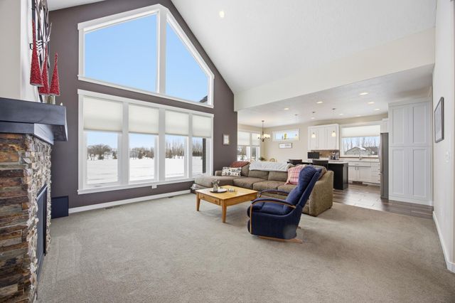 7179 37th Street N, Moorhead, MN 56560