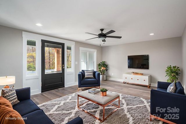 926 Howard Avenue, Gastonia, NC 28054