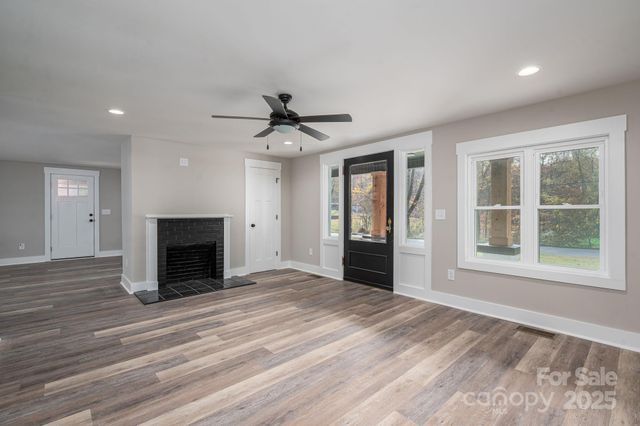 926 Howard Avenue, Gastonia, NC 28054