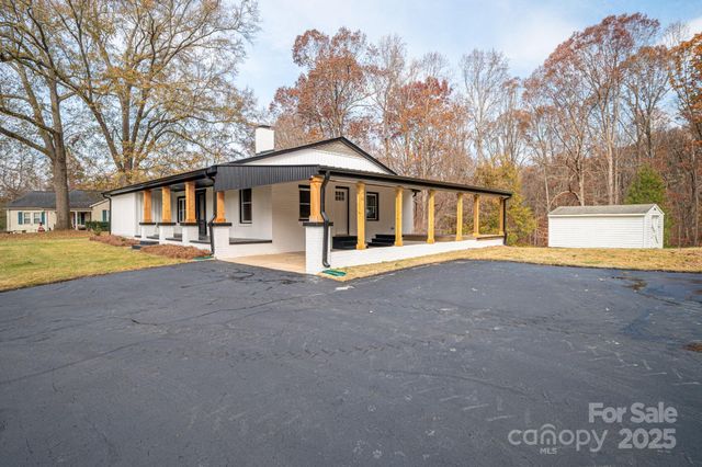 926 Howard Avenue, Gastonia, NC 28054