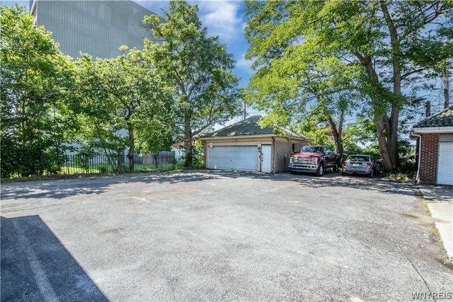 121 West Humboldt Parkway, Buffalo, NY 14214