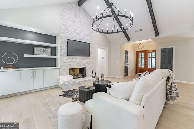 6296 Courtside Drive, Peachtree Corners, GA 30092