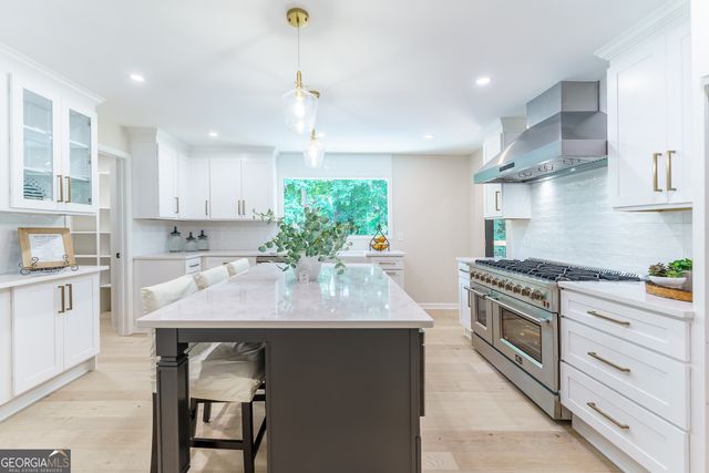 6296 Courtside Drive, Peachtree Corners, GA 30092
