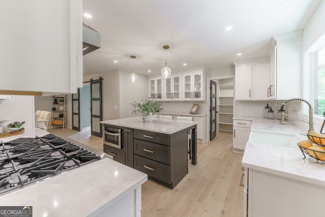 6296 Courtside Drive, Peachtree Corners, GA 30092