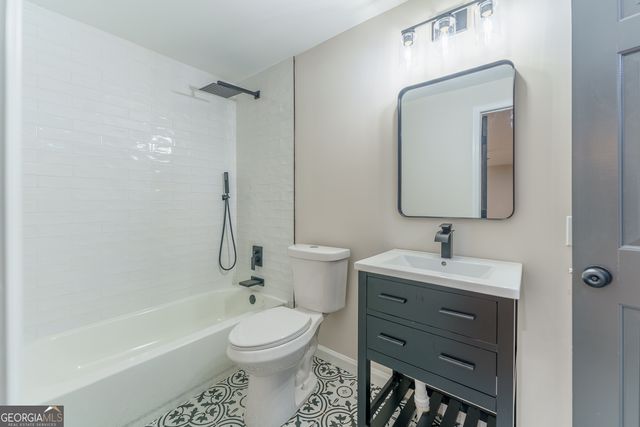 6296 Courtside Drive, Peachtree Corners, GA 30092