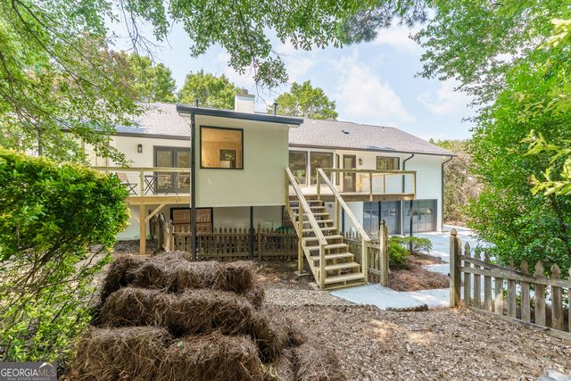 6296 Courtside Drive, Peachtree Corners, GA 30092