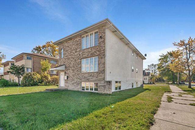 98 W 154th Street, Harvey, IL 60426