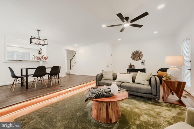 8573 BLACK STAR CIR, Columbia, MD 21045