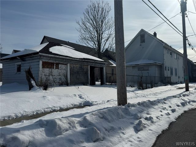 64 Wescott Street, Buffalo, NY 14210