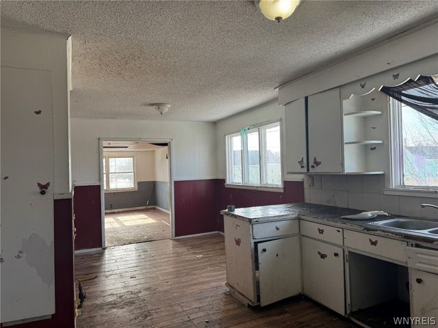 64 Wescott Street, Buffalo, NY 14210