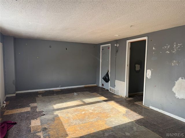 64 Wescott Street, Buffalo, NY 14210