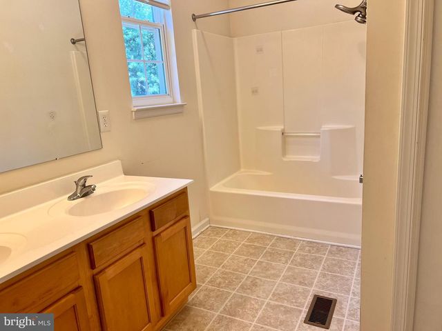 20 MEADOW LARK DR, Milford, DE 19963