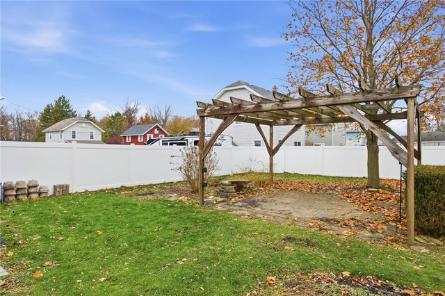 124 North Main Street, Oakfield, NY 14125