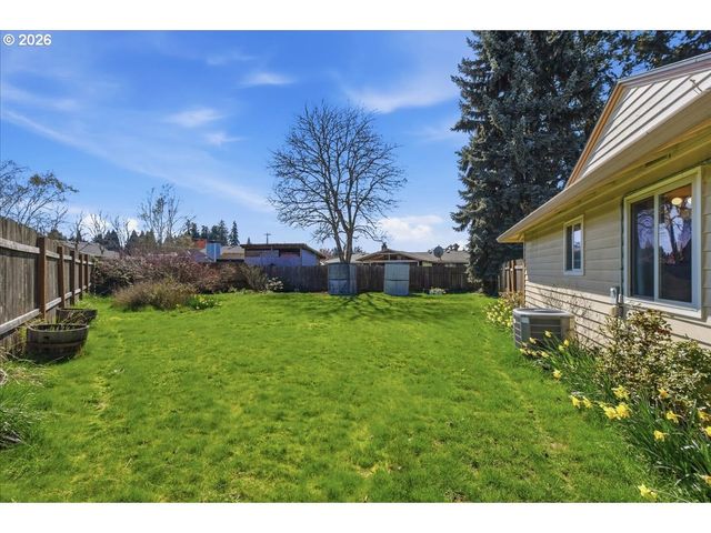 2559 S DOGWOOD Ter, Cornelius, OR 97113