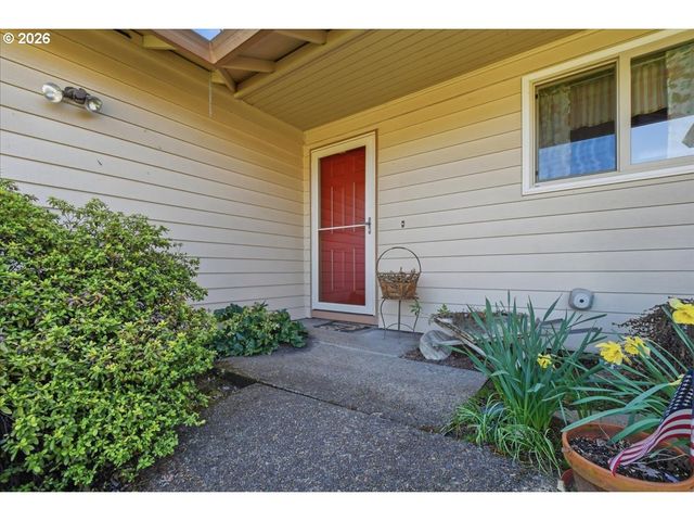 2559 S DOGWOOD Ter, Cornelius, OR 97113