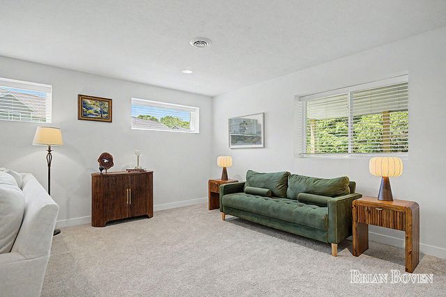 8366 Rose Ridge Drive, Rockford, MI 49341