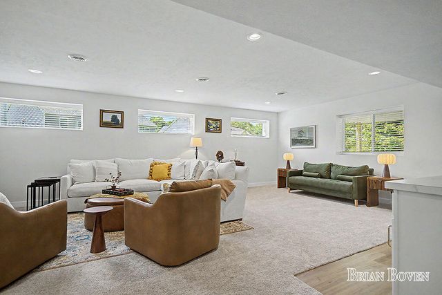 8366 Rose Ridge Drive, Rockford, MI 49341