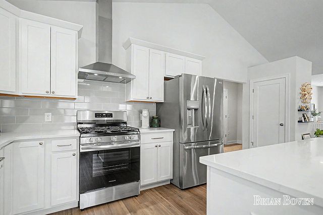 8366 Rose Ridge Drive, Rockford, MI 49341