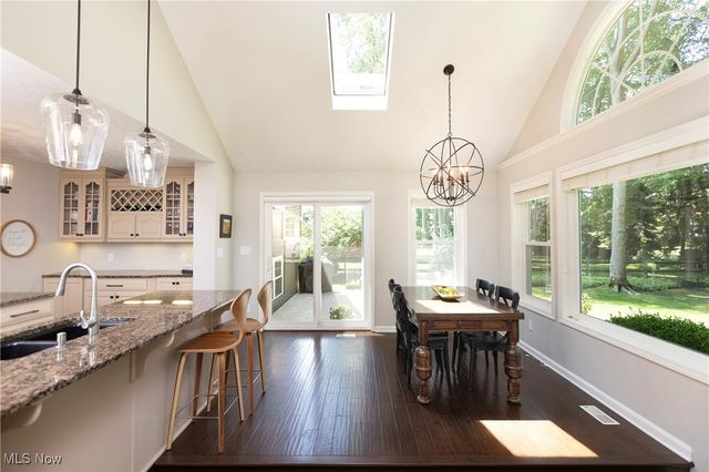 198 Plymouth Drive, Bay Village, OH 44140