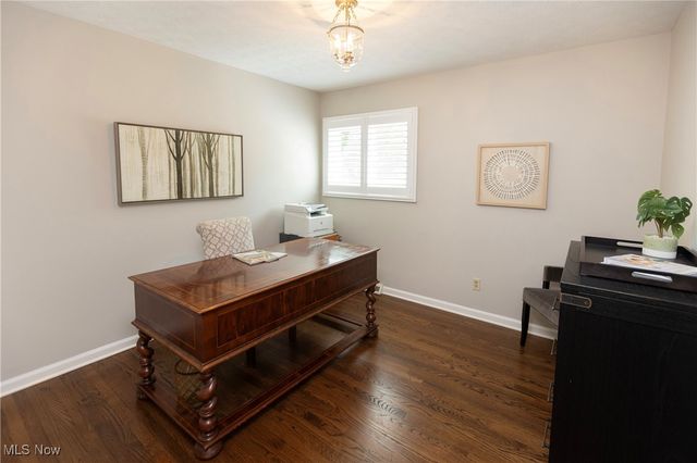 198 Plymouth Drive, Bay Village, OH 44140