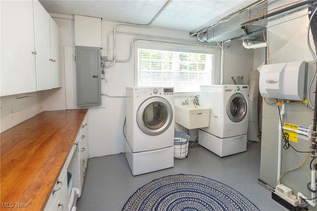 198 Plymouth Drive, Bay Village, OH 44140