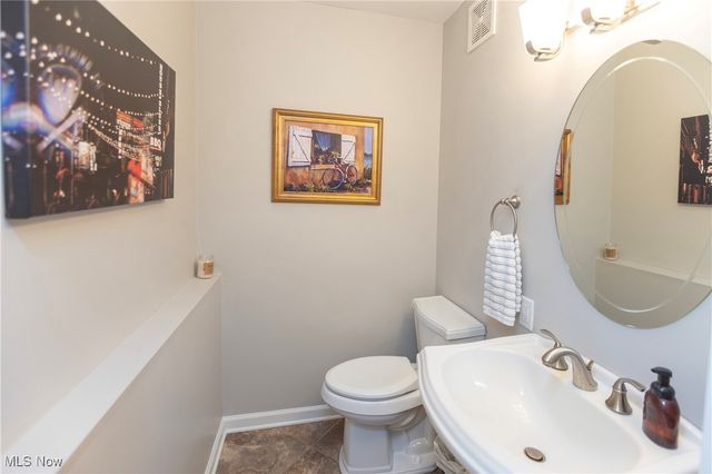 198 Plymouth Drive, Bay Village, OH 44140