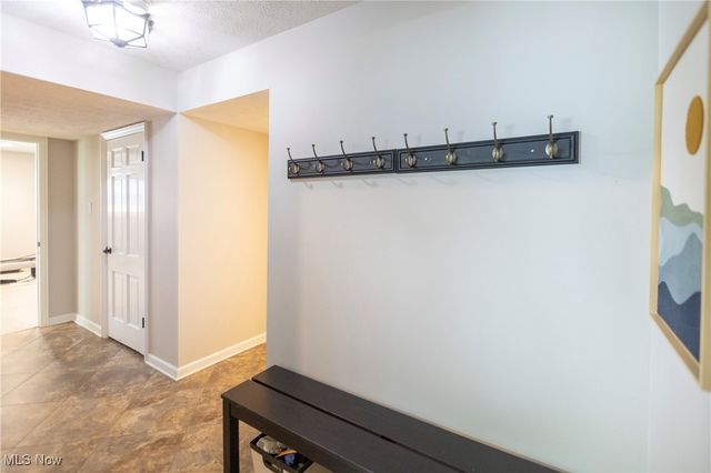 198 Plymouth Drive, Bay Village, OH 44140