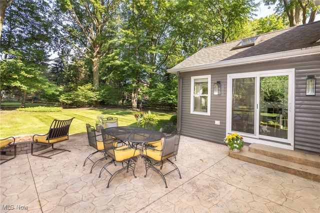 198 Plymouth Drive, Bay Village, OH 44140